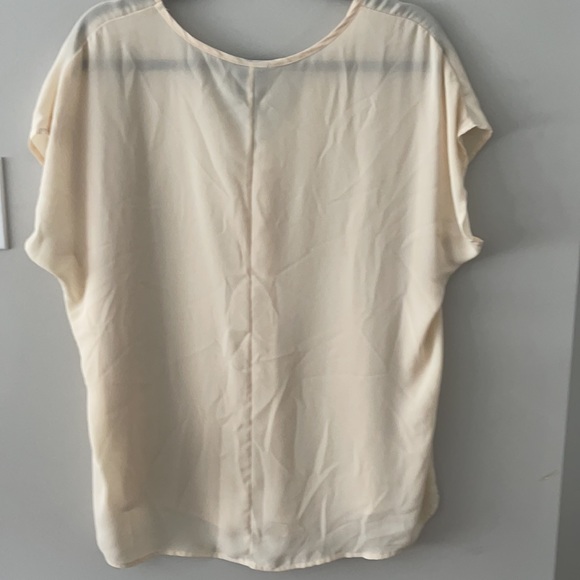 Sheer top cream - Picture 2 of 3